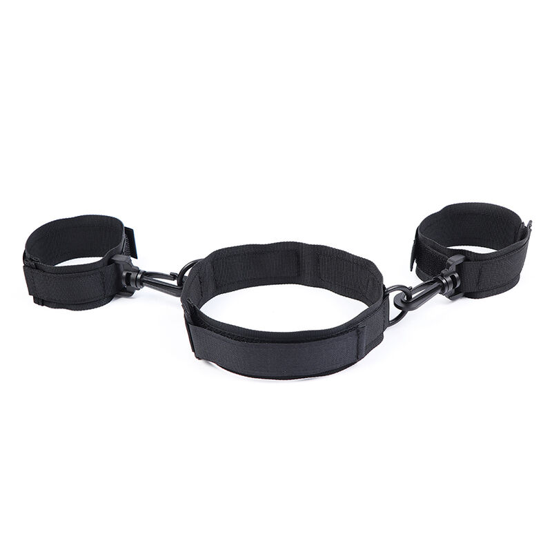 Ohmama Fetish-Cătușe și Zgardă din Nylon 5 img 114567 94288a956a3fd75328b5939f5d6dc4a8 1