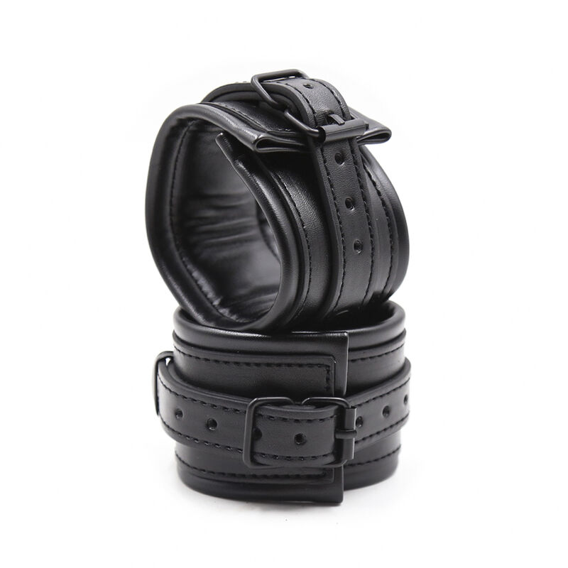 Ohmama Fetish-Restricții pentru Încheieturi-PVC 2 img 114624 7cd36ececbaeb20d4f3cf21b35bdd806 1
