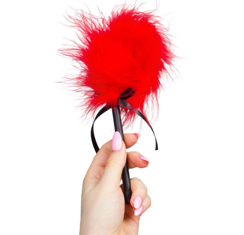 Secretplay 100% Fetish-Duster din Pene Marabou Roșu 1 Secretplay 100% Fetish-Duster din Pene Marabou Roșu · Bondage & Catuse