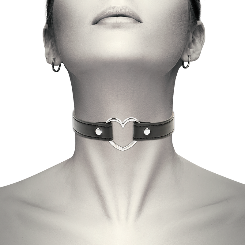 Coquette Accessories-Colier Inimă din Piele Vegană, Accesoriu 6 img 94510 0b2aedaa054a5335d03ce52b156b364f 1