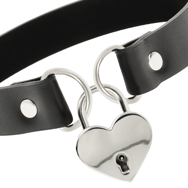 Coquette Accessories-Colier din Piele Vegană cu Accesoriu Inimă 3 img 94519 c246d8d24ec4e445c6df0479b514e6cb 1