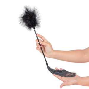 Secretplay 100% Fetish-Duster cu Pene + Bici Negru 6 Secretplay 100% Fetish-Duster cu Pene + Bici Negru - imagine 3