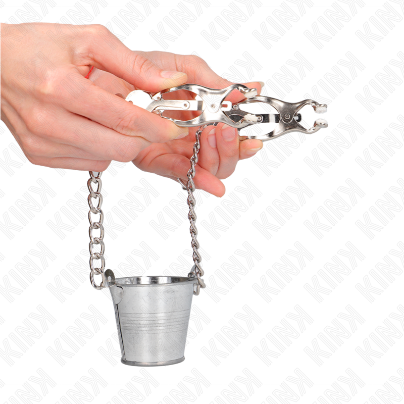 Kink Nipple Grip-Cleme pentru Sfarcuri cu Cupă, Argintiu-Silicon 3 Kink Nipple Grip-Cleme pentru Sfarcuri cu Cupă, Argintiu-Silicon · Accesorii BDSM (imaginea 3)