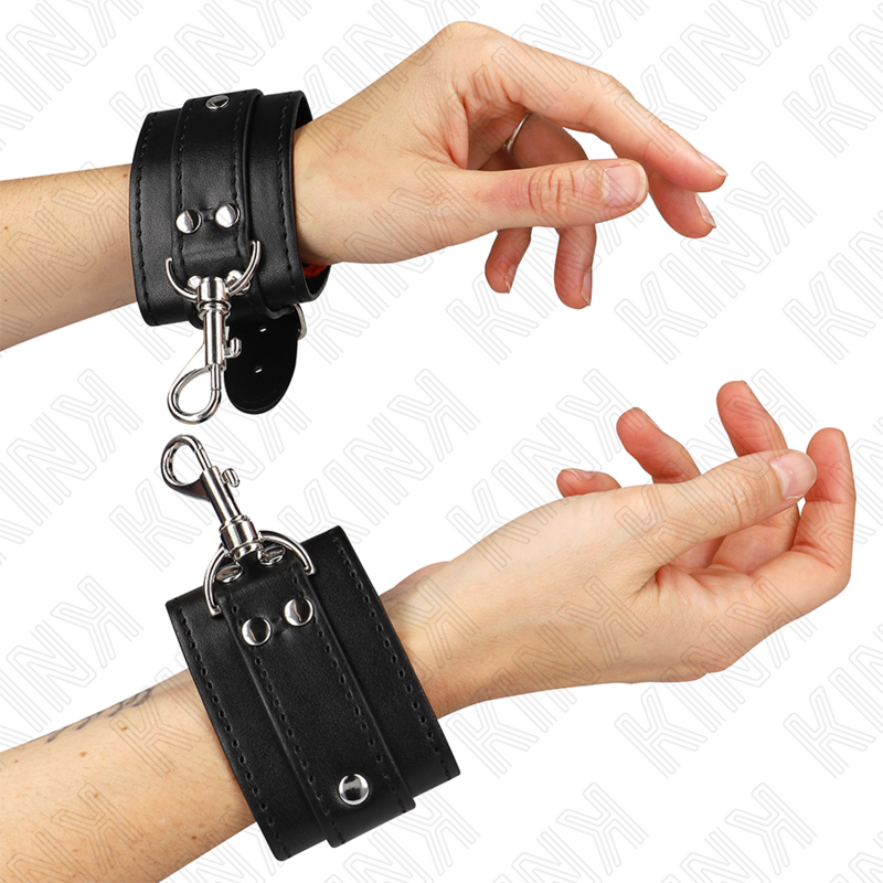 Kink Wrist Restraint-Cătușe de Încheieturi cu Lacăt Dungeon 1 Kink Wrist Restraint-Cătușe de Încheieturi cu Lacăt Dungeon · Bondage & Catuse