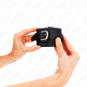Kink Wrist Restraint-Cătușe de Încheietură cu Cataramă 8 Kink Wrist Restraint-Cătușe de Încheietură cu Cataramă - imagine 4