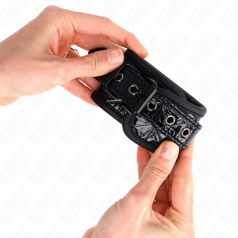 Kink Wrist Restraint-Mansoane pentru Încheieturi cu Model 3 img 189230 4386c05ecbfc90fdf56763fdd8b41c45 1