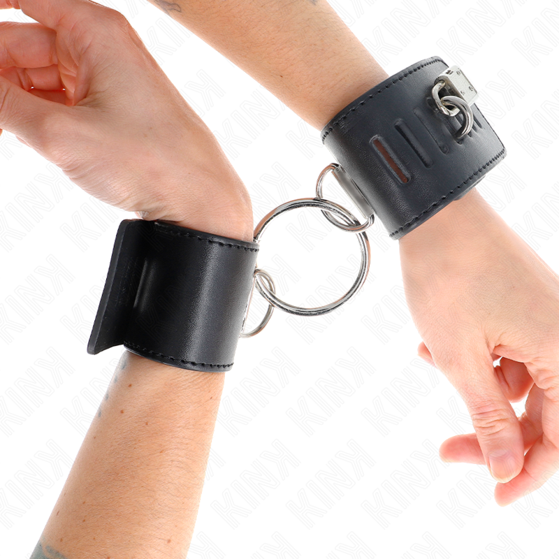 Kink Wrist Restraint-Cătușe Fixe pentru Încheieturi cu Inele 1 img 189305 453175d36e272ddfc669bb79378f48c3 1