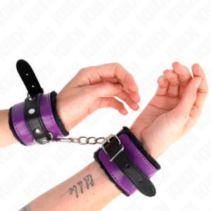 Kink Wrist Restraint-Premium Manchete Căptușite cu Blană Negre 5 Kink Wrist Restraint-Premium Manchete Căptușite cu Blană Negre - imagine 1