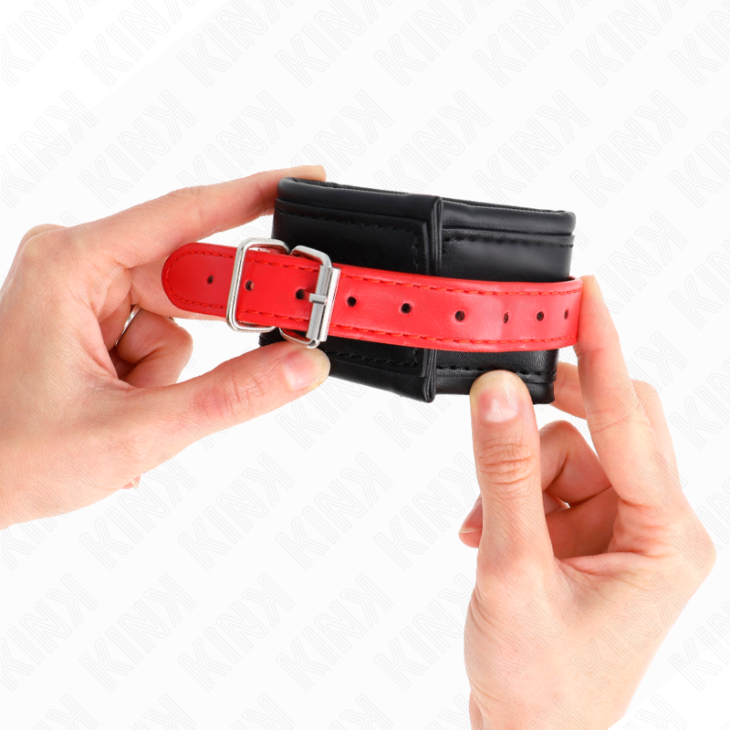 Kink Wrist Restraint-Manșete pentru Încheieturi Negre cu Cureaua 4 img 189434 1de11e6a0e2c727939200433d0ef6e1e 1