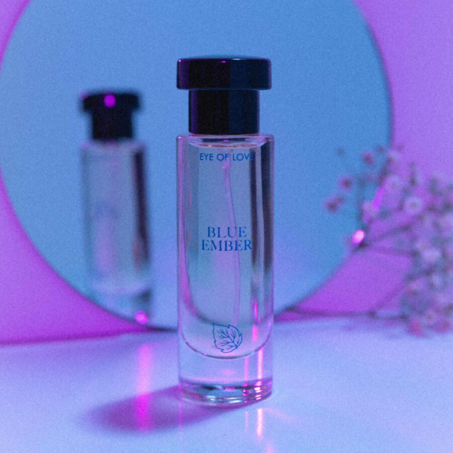 Eye of Love-Bloom Male Indica Parfum Blue Ember 30 ml 2 img 211803 bef4687d87763e64d28eea2aeeb269ff 1