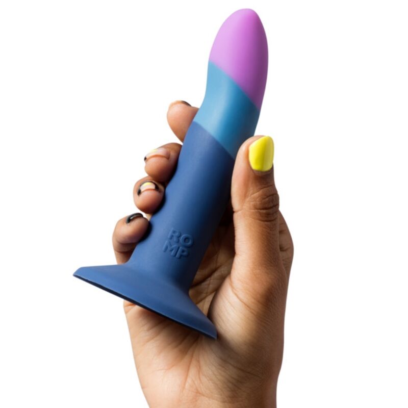 Romp-Piccolo Harness cu Dildo din Silicon Tricolor 14 cm-Ventuza 7 img 225248 bf1e45ee5109444f7ba1afa818f9be15 1