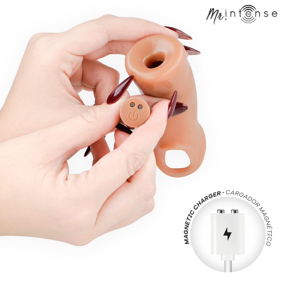 Mr Intense-Arnold M Manșon Vibrator Penis cu Telecomandă 4 MR INTENSE - ARNOLD M VIBRATOR SILICONE PENIS SLEEVE WITH REMOTE CONTROL 14.5 CM -Ø- 4 CM — MR. INTENSE · Inele & Mansoane Penis (imaginea 4)