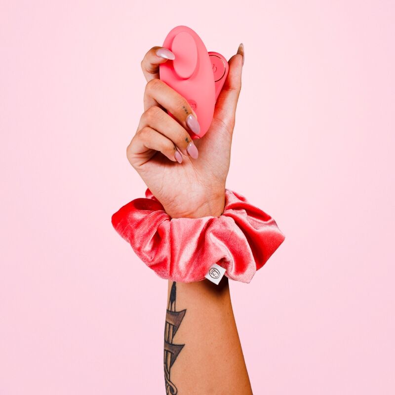 Je Joue-Ily Panty Vibe Vibrator Chiloți cu Telecomandă 7 JE JOUE - ILY PANTY VIBE REMOTE CONTROL INTIMATE VIBRATOR · Vibratoare (imaginea 7)