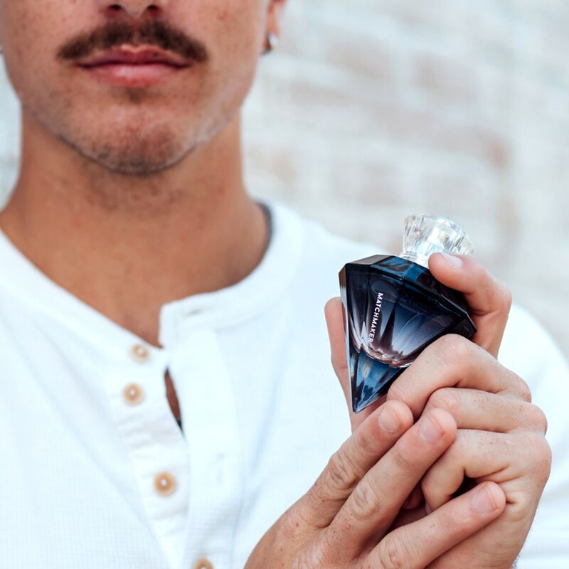 Eye Of Love-Matchmaker Black Diamond Parfum cu Feromoni Lgbtq 6 Eye Of Love-Matchmaker Black Diamond Parfum cu Feromoni Lgbtq · Parfumuri & Feromoni (imaginea 6)