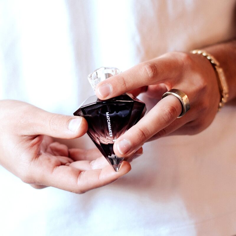 Eye Of Love-Matchmaker Black Diamond Parfum cu Feromoni Lgbtq 10 Eye Of Love-Matchmaker Black Diamond Parfum cu Feromoni Lgbtq · Parfumuri & Feromoni (imaginea 10)