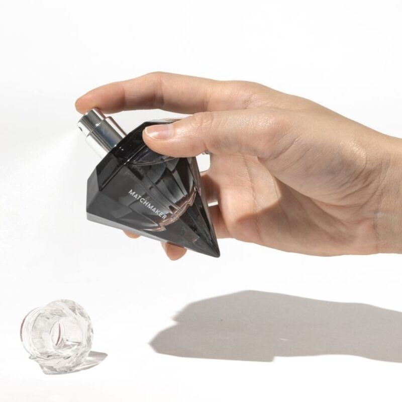 Eye Of Love-Matchmaker Black Diamond Parfum cu Feromoni Lgbtq 5 Eye Of Love-Matchmaker Black Diamond Parfum cu Feromoni Lgbtq · Parfumuri & Feromoni (imaginea 5)